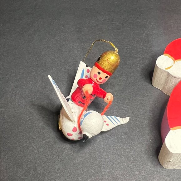 Vintage Lot of 6 Mixed Christmas Ornaments Ribbon Candy Cane, Bird, Santa & Deer - Picture 5 of 7